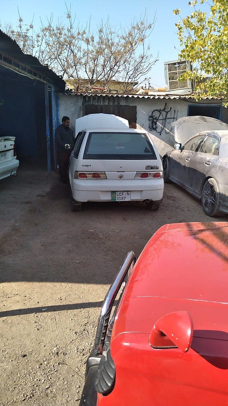 Hayat Khan EFI Auto Workshop in Wah, Punjab