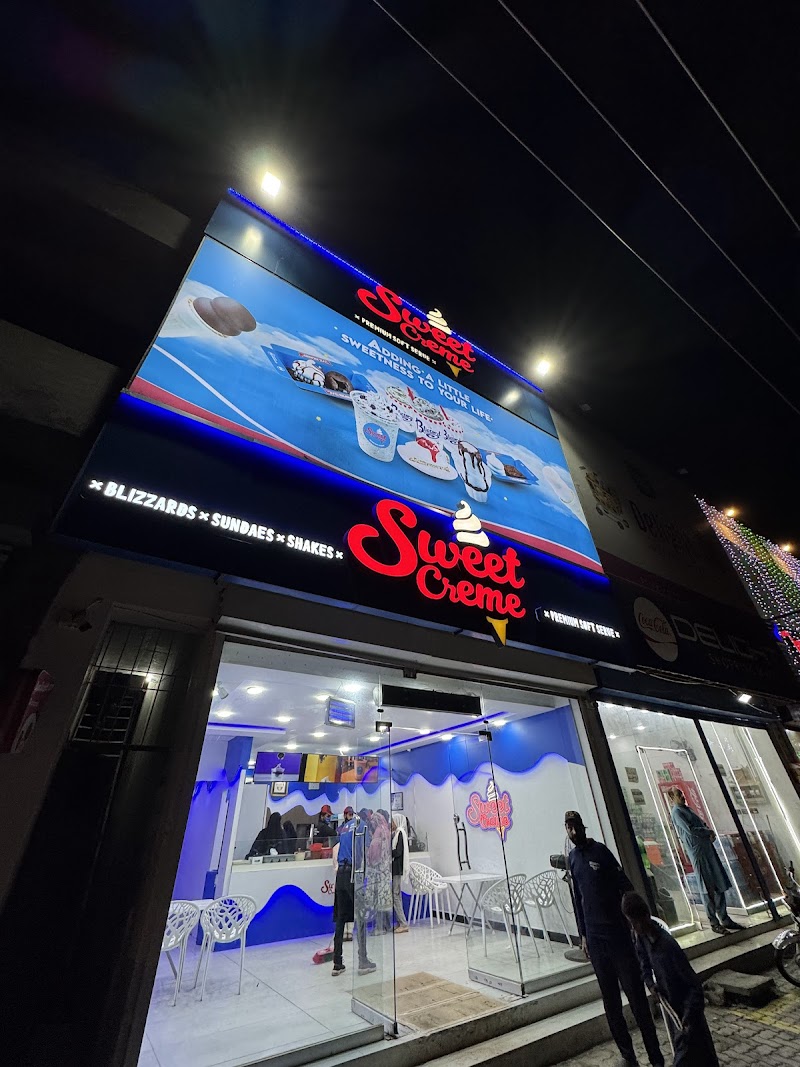 Sweet Creme in Gujranwala, Punjab