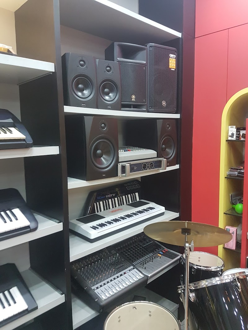 FEELING JAZZ - YAMAHA MUSIC in Lahore, Punjab