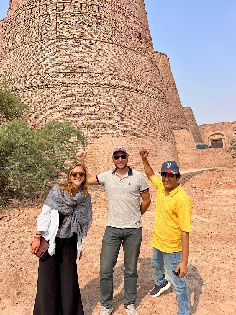 Shahzad Rent a Car - Bahawalpur in Bahawalpur, Punjab