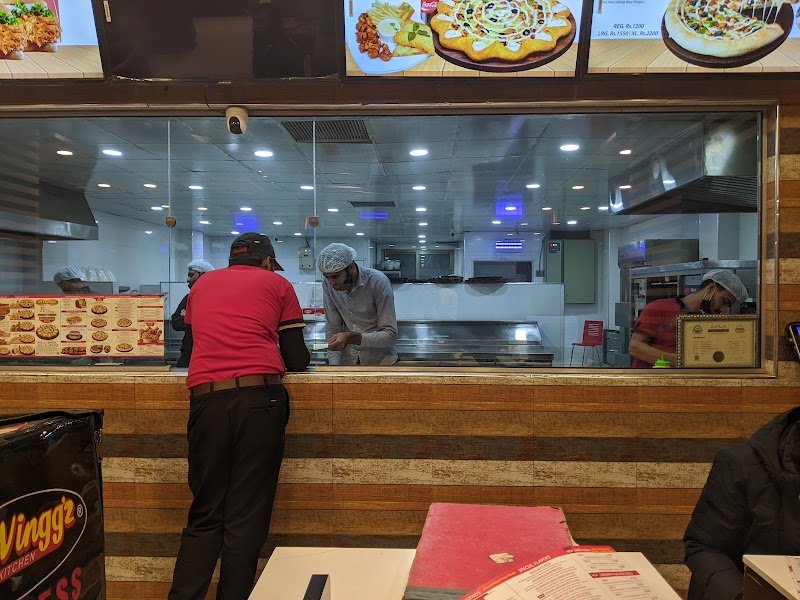 Mr.Wingg'z Mandi Bahadudin in Mandi Bahauddin, Punjab