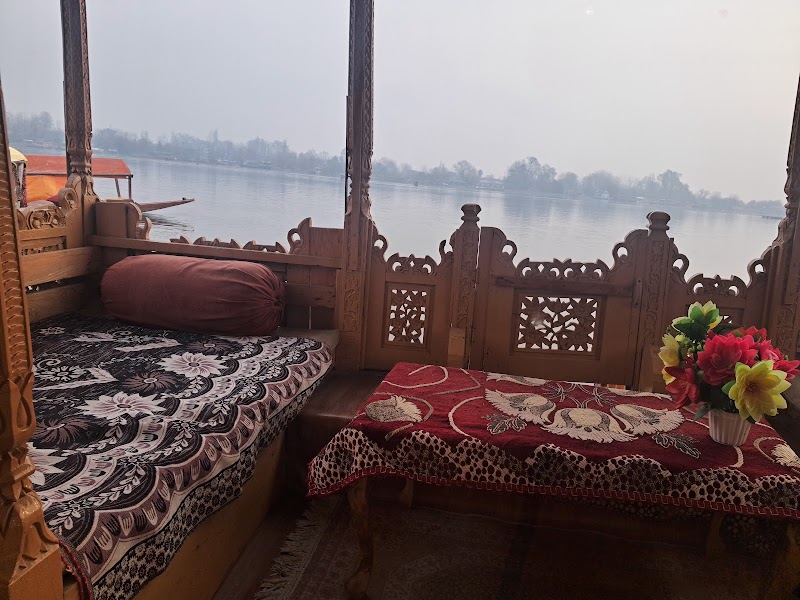 Akbar Group Of Heritage Houseboats in Srinagar, Punjab