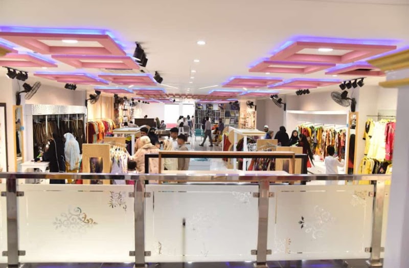 Dar Emporium in Gujranwala, Punjab