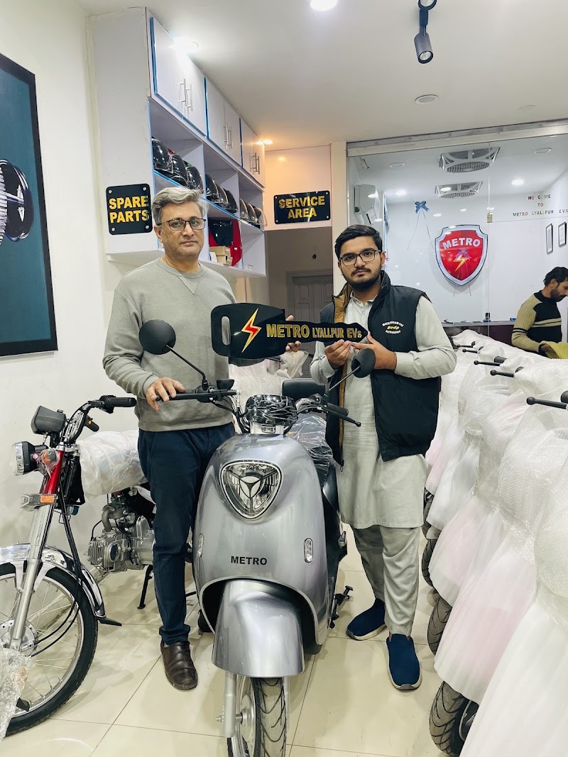 Metro Lyallpur EVs in Faisalabad, Punjab