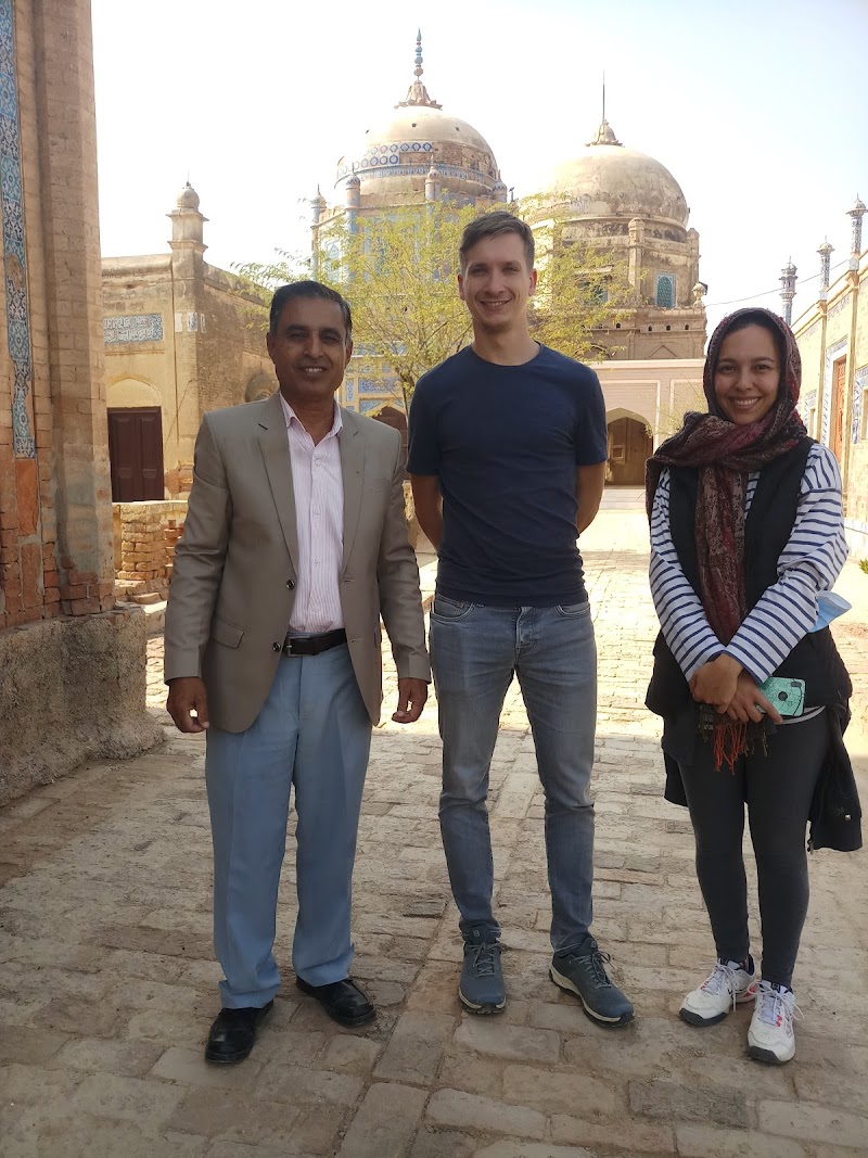 Suhail Rent A Car in Bahawalpur, Punjab