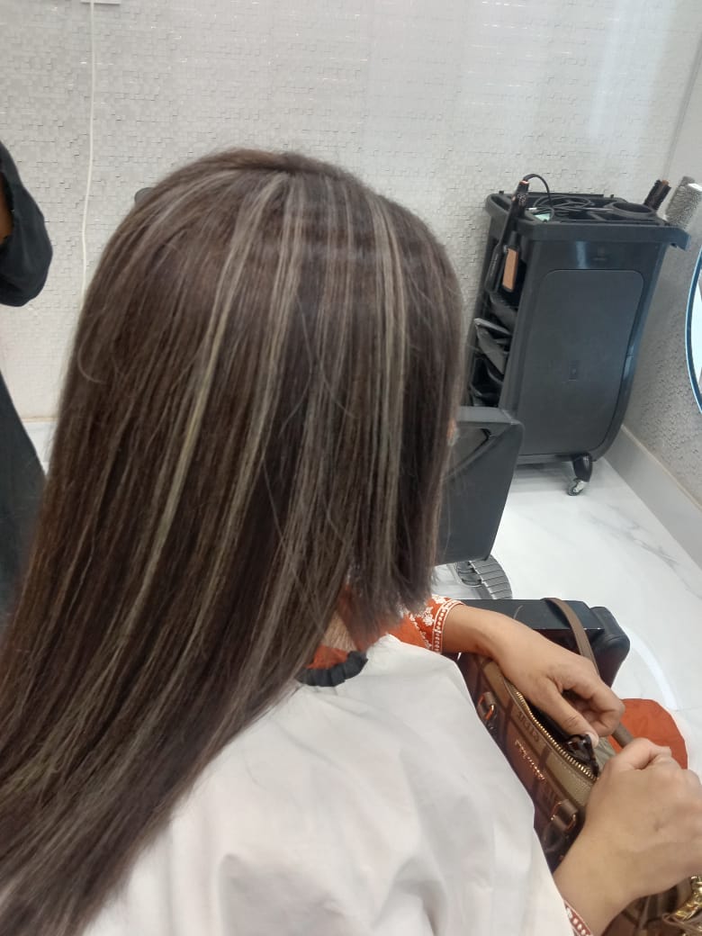 Anam ismail signature salon in Okara, Punjab