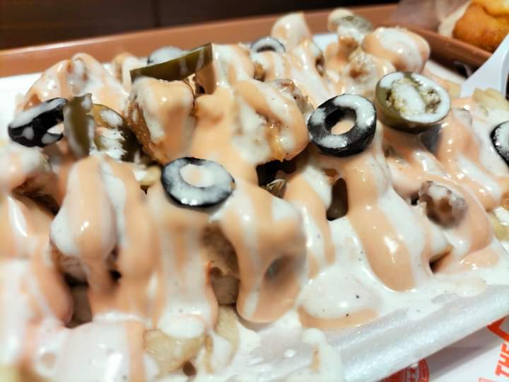 Chicks 'n' Dips in Gujranwala, Punjab