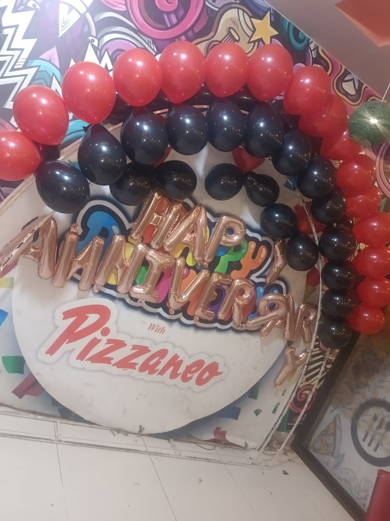 Pizzaneo Food Club - Near Gourmet Baker Zainab Mall usman commercial center Lodhran in Lodhrān, Punjab