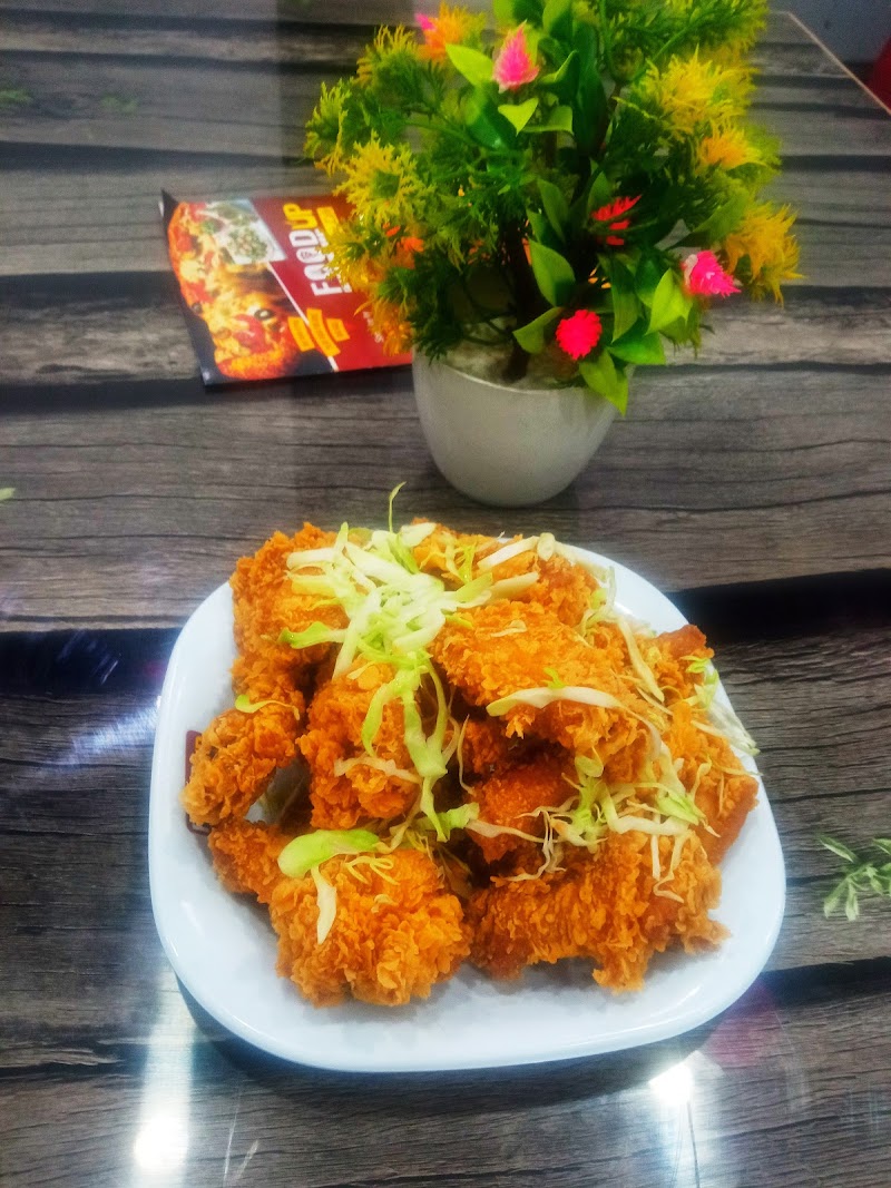FoodUp Pizza, Fastfood and Cafe in Layyah, Punjab