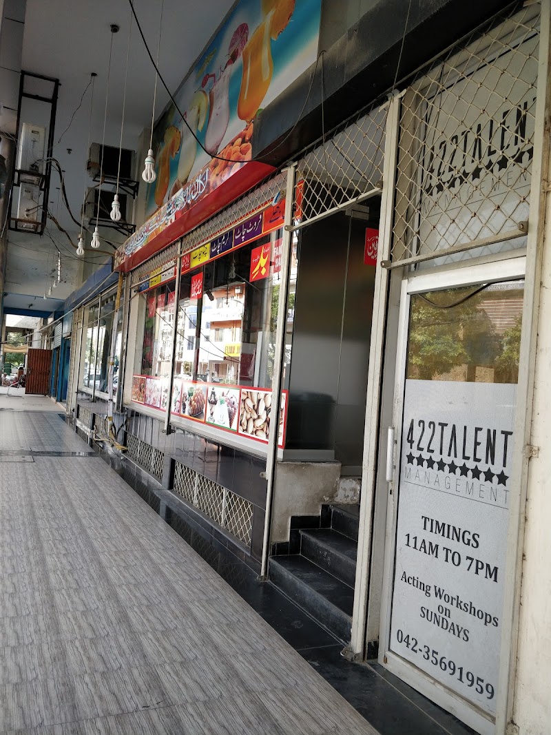 422 Talent in Lahore, Punjab