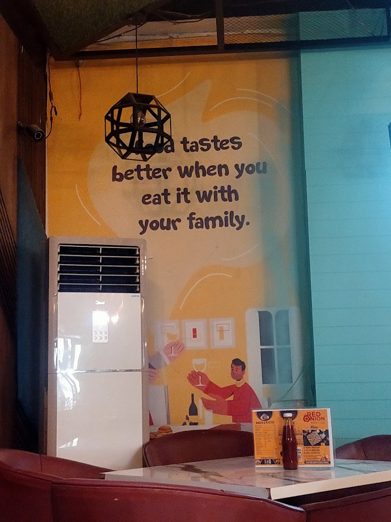 Red Onion Pizaa & Cafe in Khanewal, Punjab