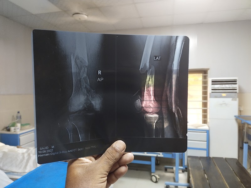 Dr Hasnain Farid (Physiotherapist) in Sahiwal, Punjab