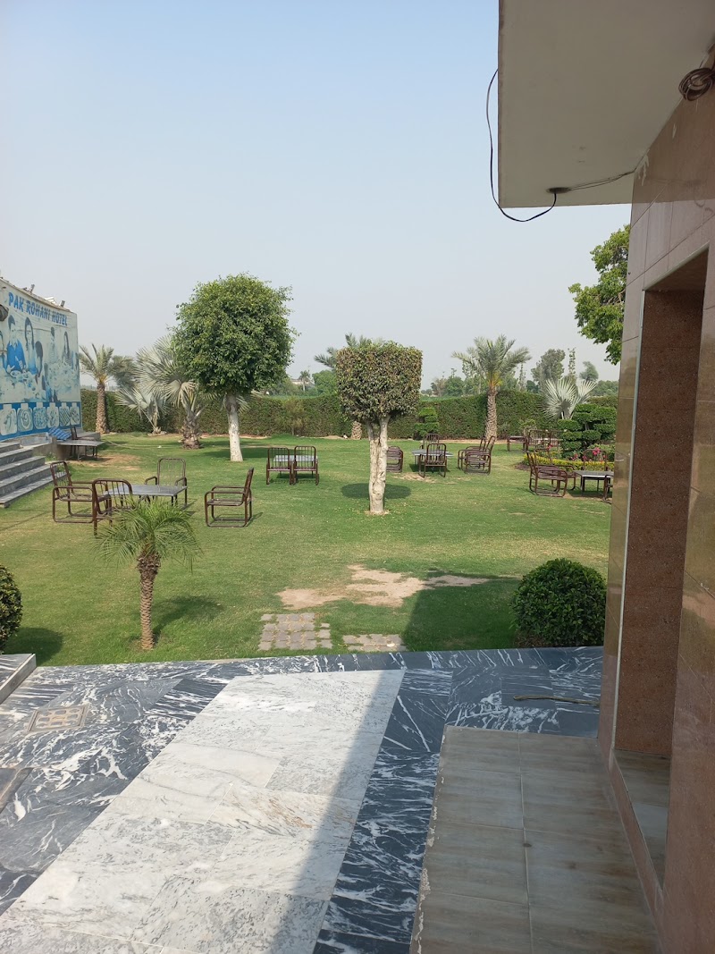 Pak Rohani Hotel G.T Road Renala in Renala Khurd, Punjab