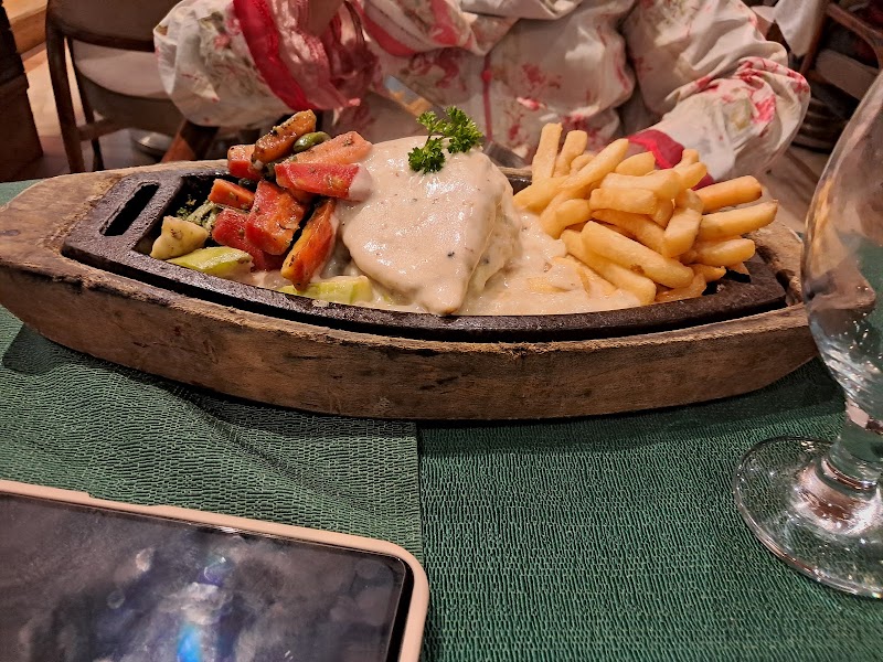 Freddy's Café in Lahore, Punjab