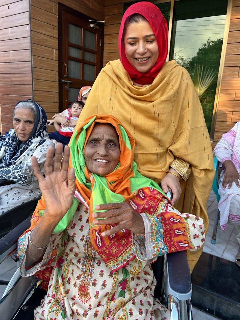 Bint e Fatima Old Home in Lahore, Punjab