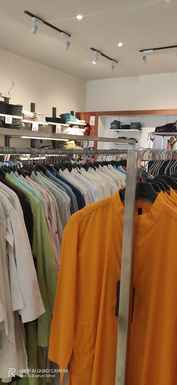 Chenone outlet in Toba Tek Singh, Punjab