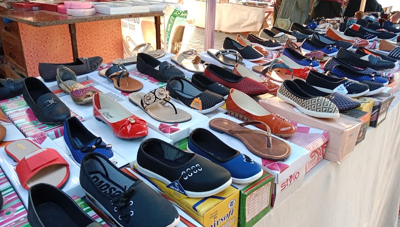 Model Bazaar D.G. Khan in Dera Ghazi Khan, Punjab