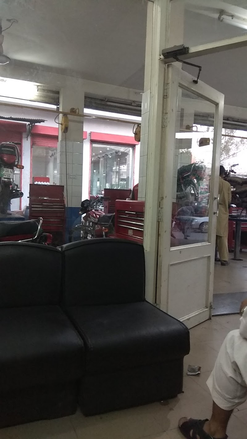 FARID HONDA CENTER in Faisalabad, Punjab