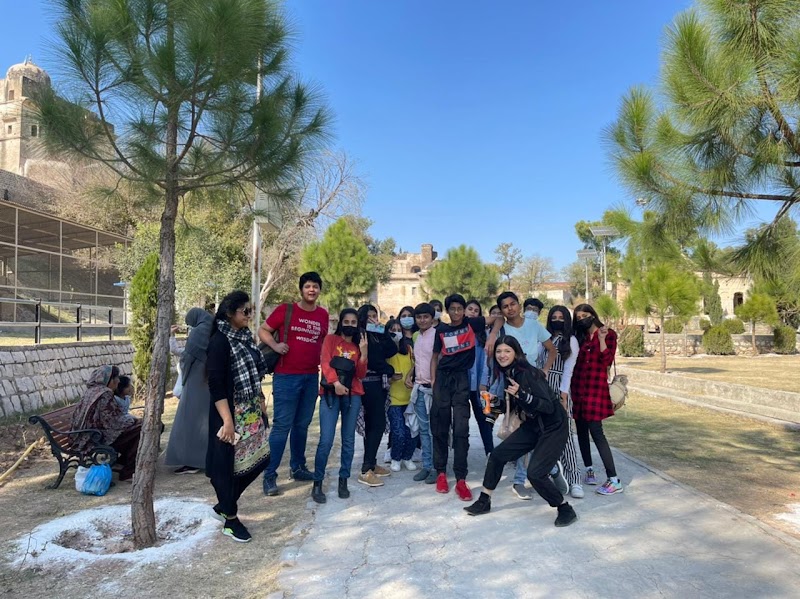 National Grammar School in لاہور, پنجاب