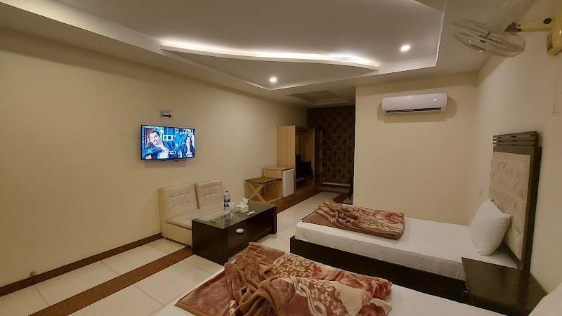 Usmania Restaurant and Marriage Hall in Gujranwala, Punjab