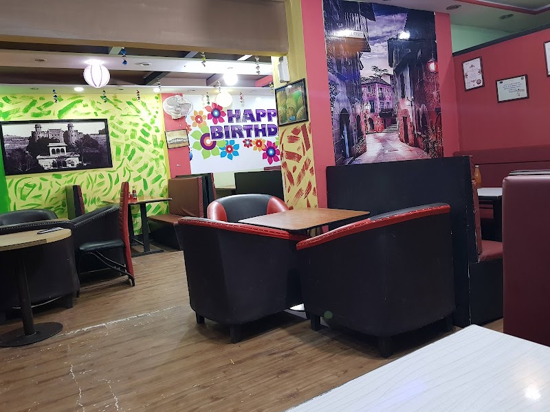 24 Wall Street Pizza in Lahore, Punjab