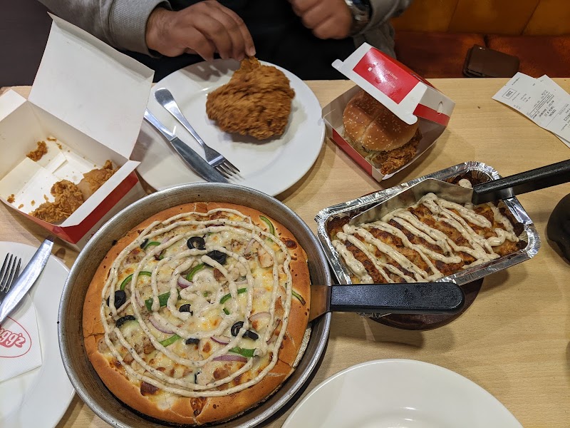 Mr.Wingg'z Mandi Bahadudin in Mandi Bahauddin, Punjab