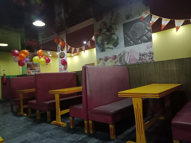 Peperoni Restaurant in Sheikhupura, Punjab