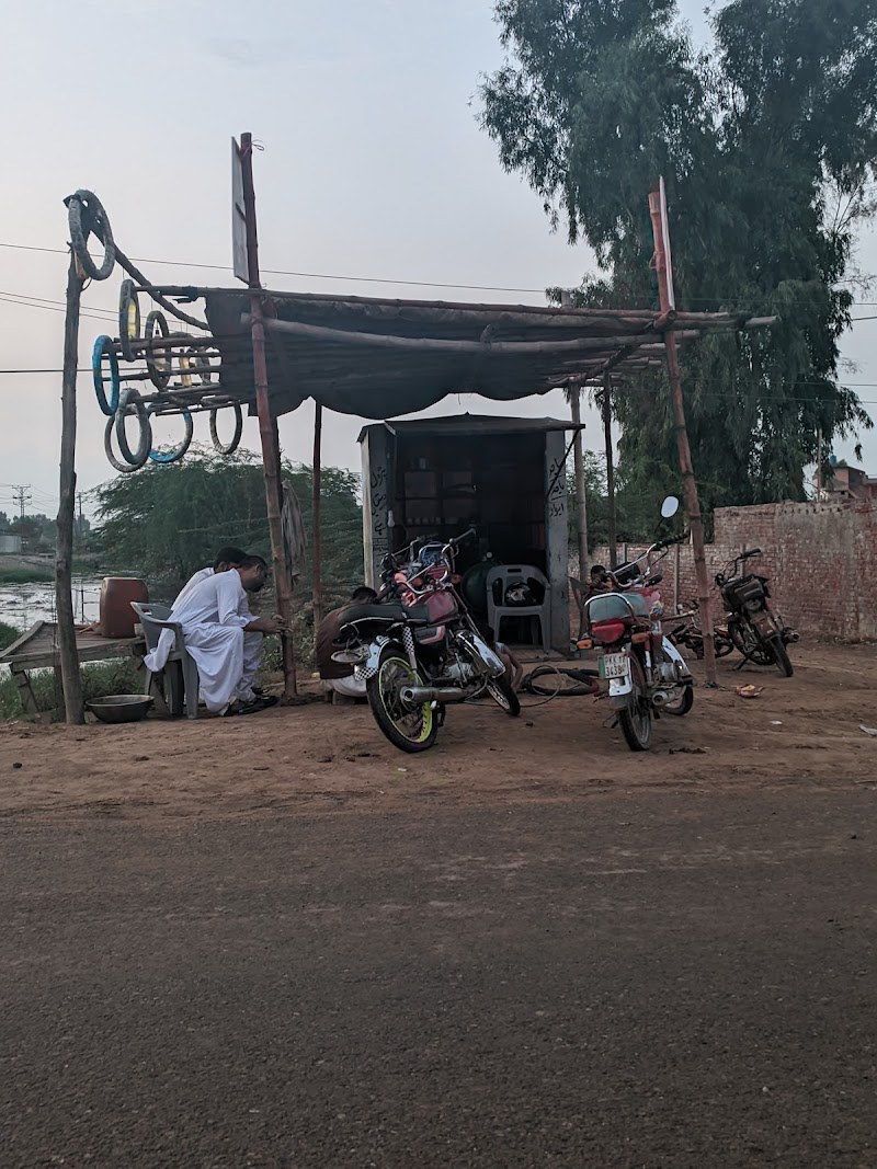 Madina Steel Industry in Nasimabad, Punjab