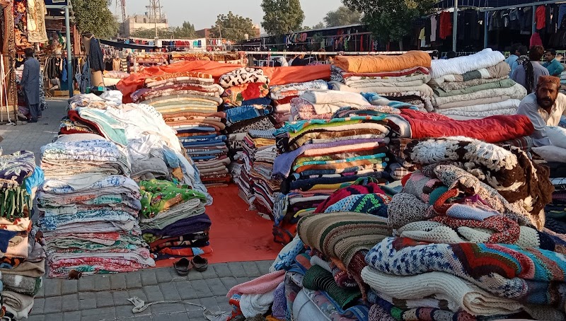 Model Bazaar D.G. Khan in Dera Ghazi Khan, Punjab