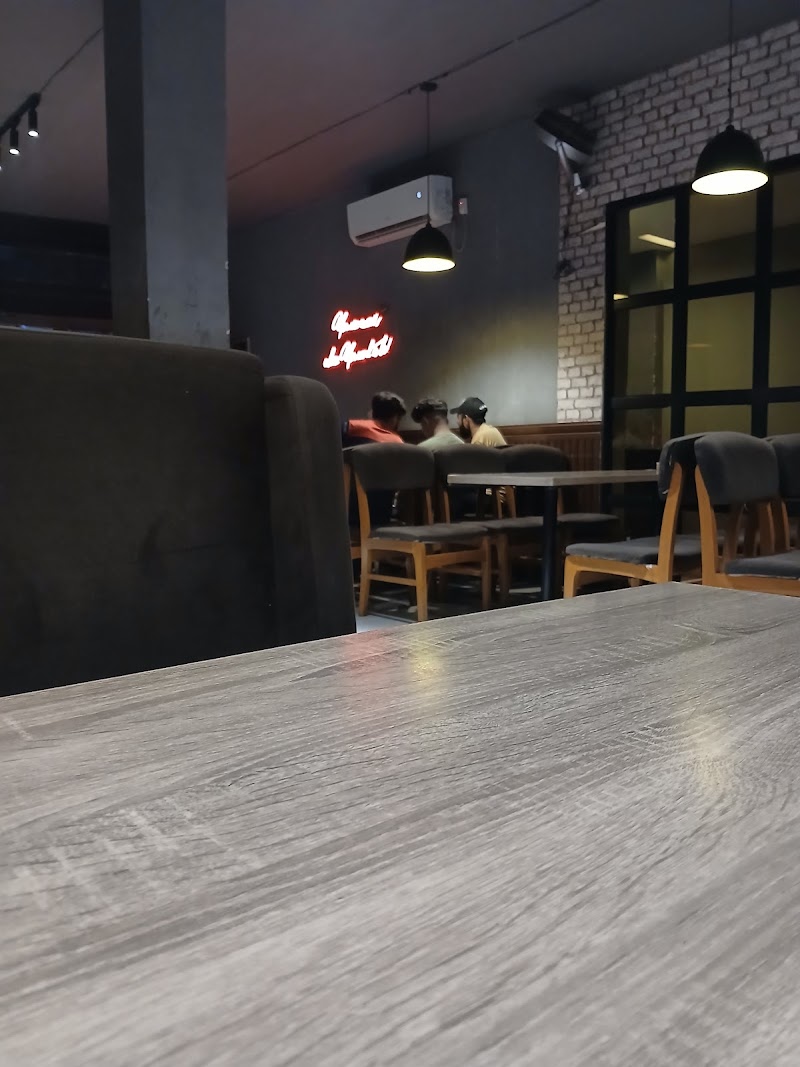 Love Bites - Grill & Pizza in Chiniot, Punjab