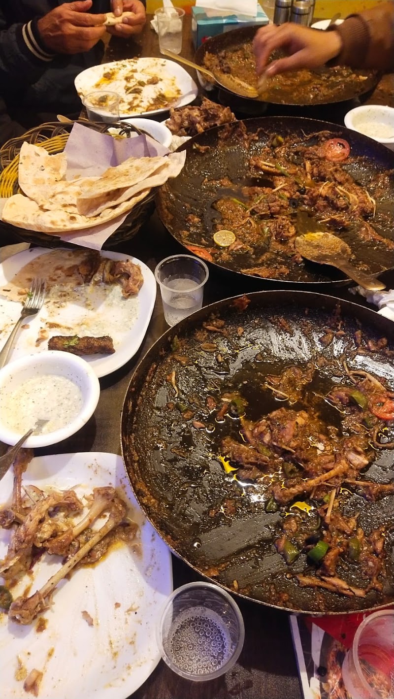 Eat n Meet in Sialkot, Punjab