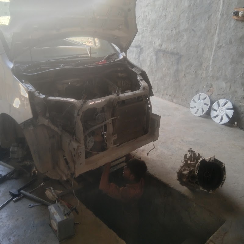 M.R motor workshop Sahiwal 🚗🚗🚕🚙🚑