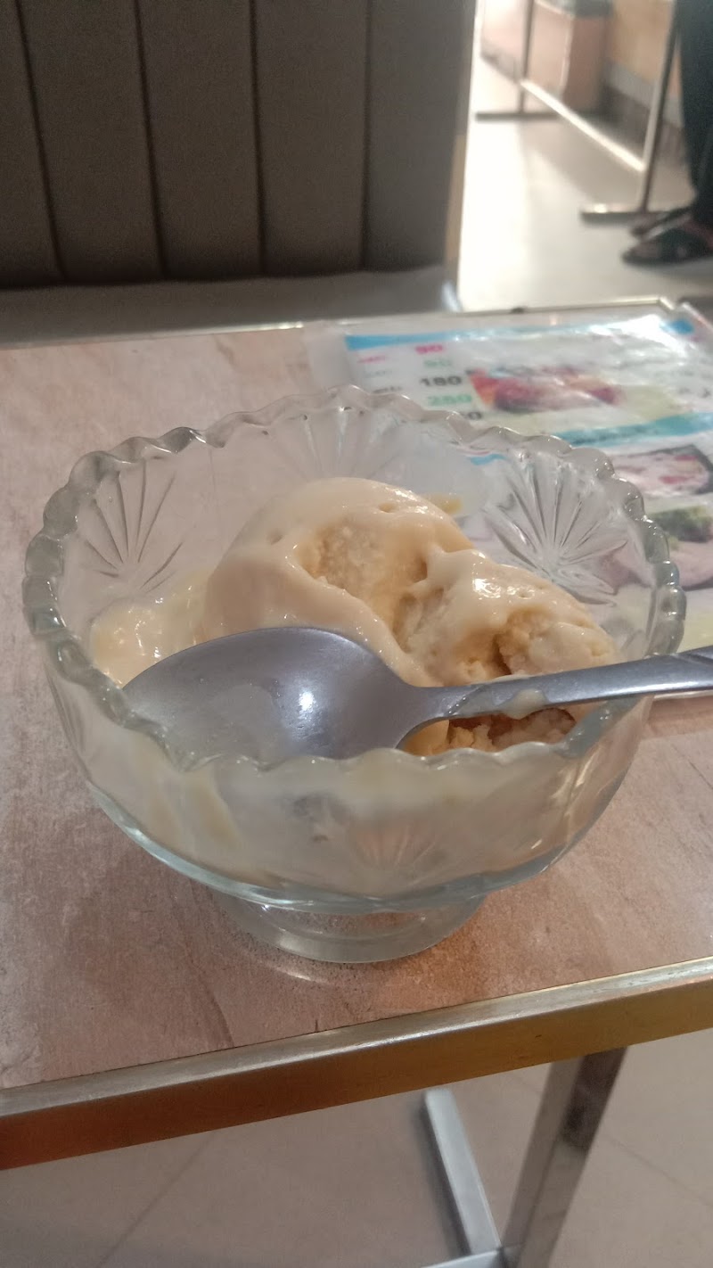 Al Jannat Milk Shake and Ice Cream in Bahawalnagar, Punjab