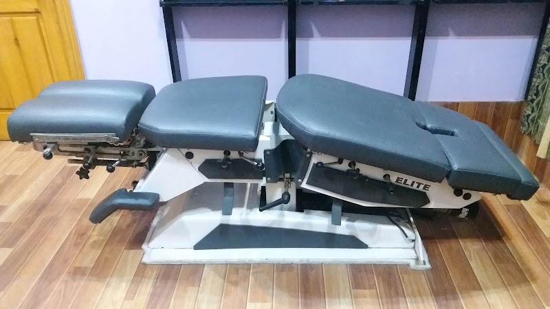 Move Better Clinic (Chiropractic, Physiotherapy, Acupuncture, Spine Care & Sports Therapy Centre) in Faisalabad, Punjab