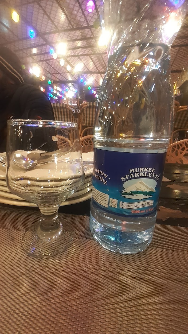 ezee fastfood in Mandi Bahauddin, Punjab