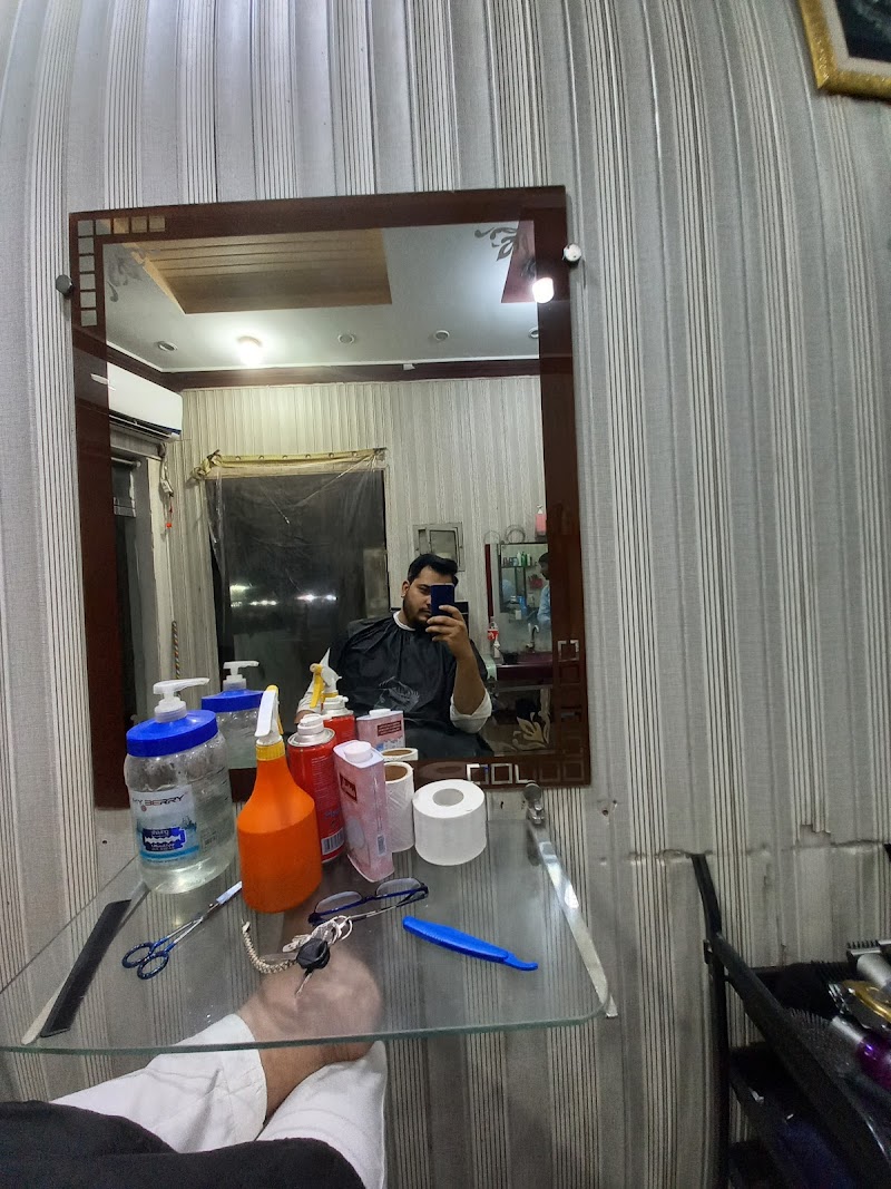 Mashallah Hair Saloon in Gojra, Punjab