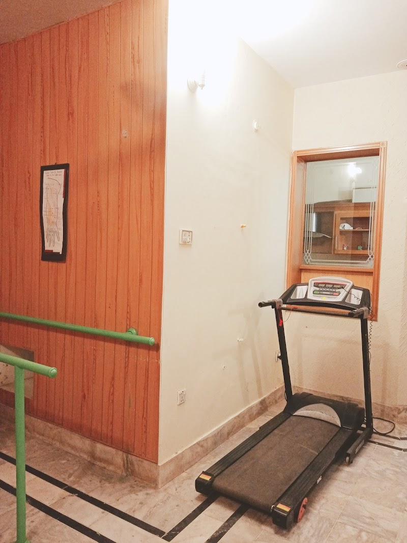 Spine physiotherapy clinic sahiwal in Sahiwal, Punjab