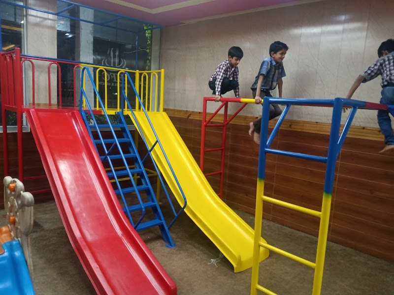 HFC Khanpur in خانپور, پنجاب