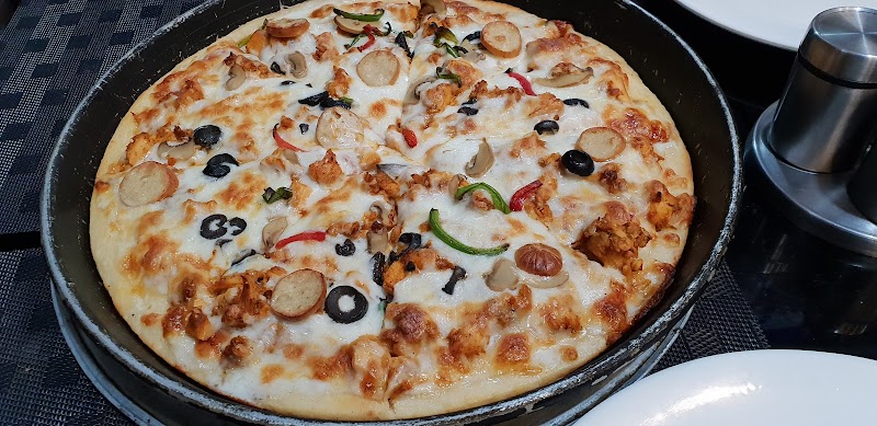 Alhimaya foods & cafe,Pizza and Burger point in Bahawalpur, Punjab
