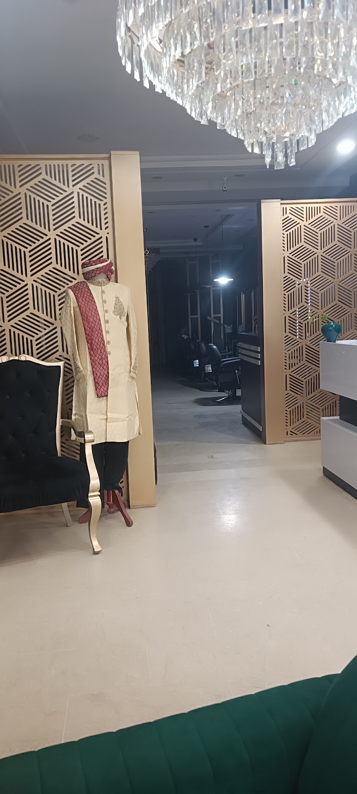 Revive Beauty Salon - Gujrat Branch in Gujrat, Punjab