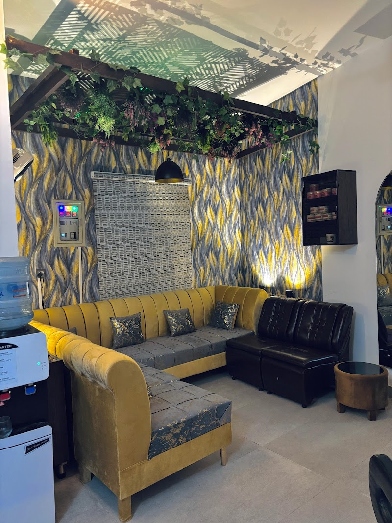 Galaxy Beauty Lounge-Best Bridal Salon & Top Hair Parlor in Gujranwala, Punjab
