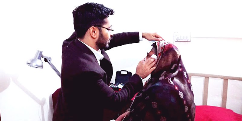 Dr. Faisal Majeed Physiotherapist in Mandi Bahauddin, Punjab