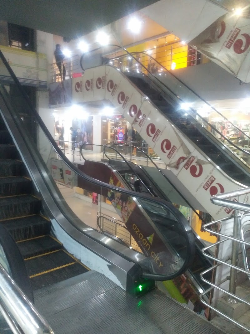 Azaan Heights Plaza in Sahiwal, Punjab