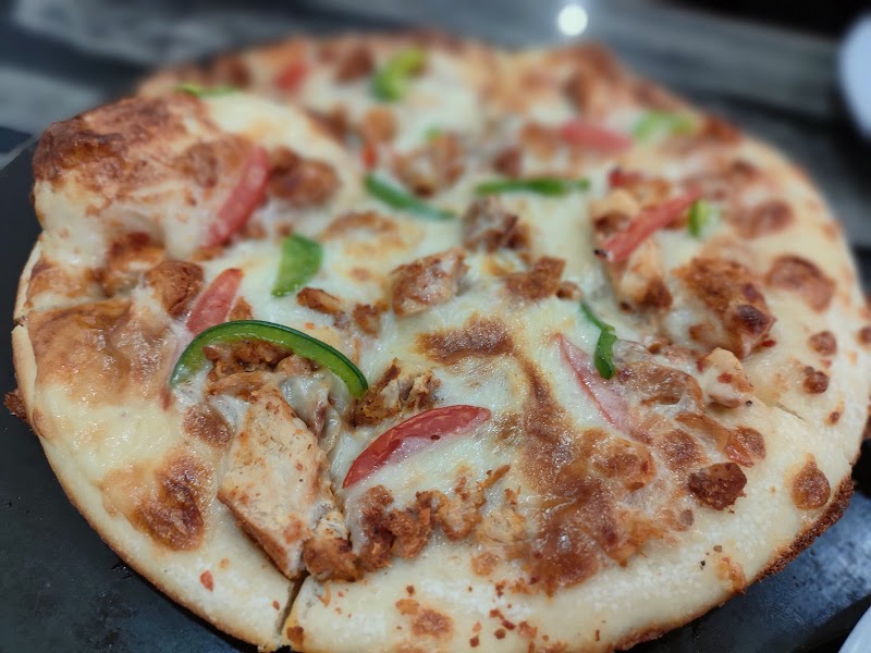 FoodUp Pizza, Fastfood and Cafe in Layyah, Punjab
