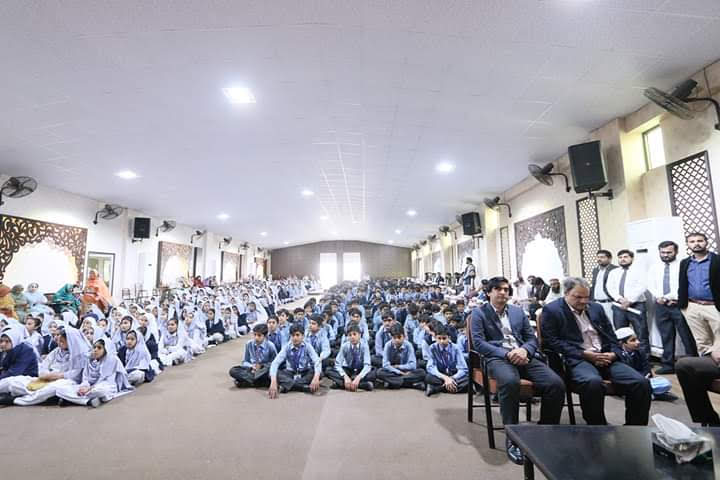 Madrisa Tul Binaat in Sadiqabad, Punjab