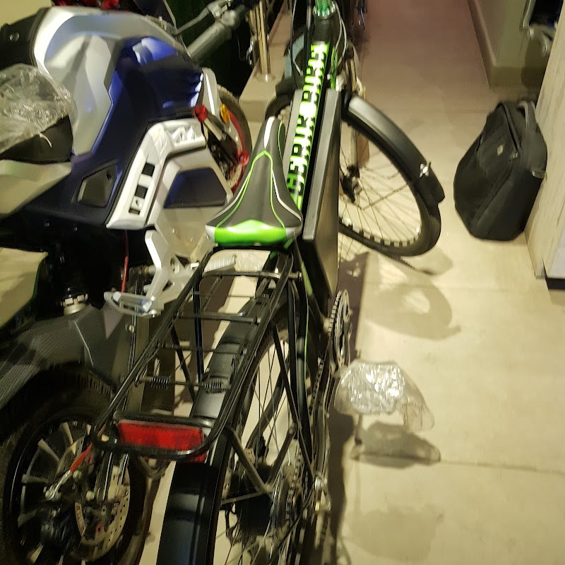 FAM Autos (Electric-Bike & Electric-Scooty Dealer Lahore) Evee Exclusive Show Room in Lahore, Punjab