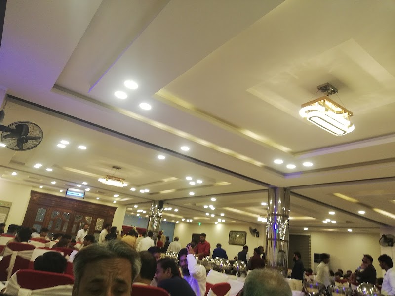 Grand City Restaurant And Banquet- Hotel One in Dera Ghazi Khan, Punjab