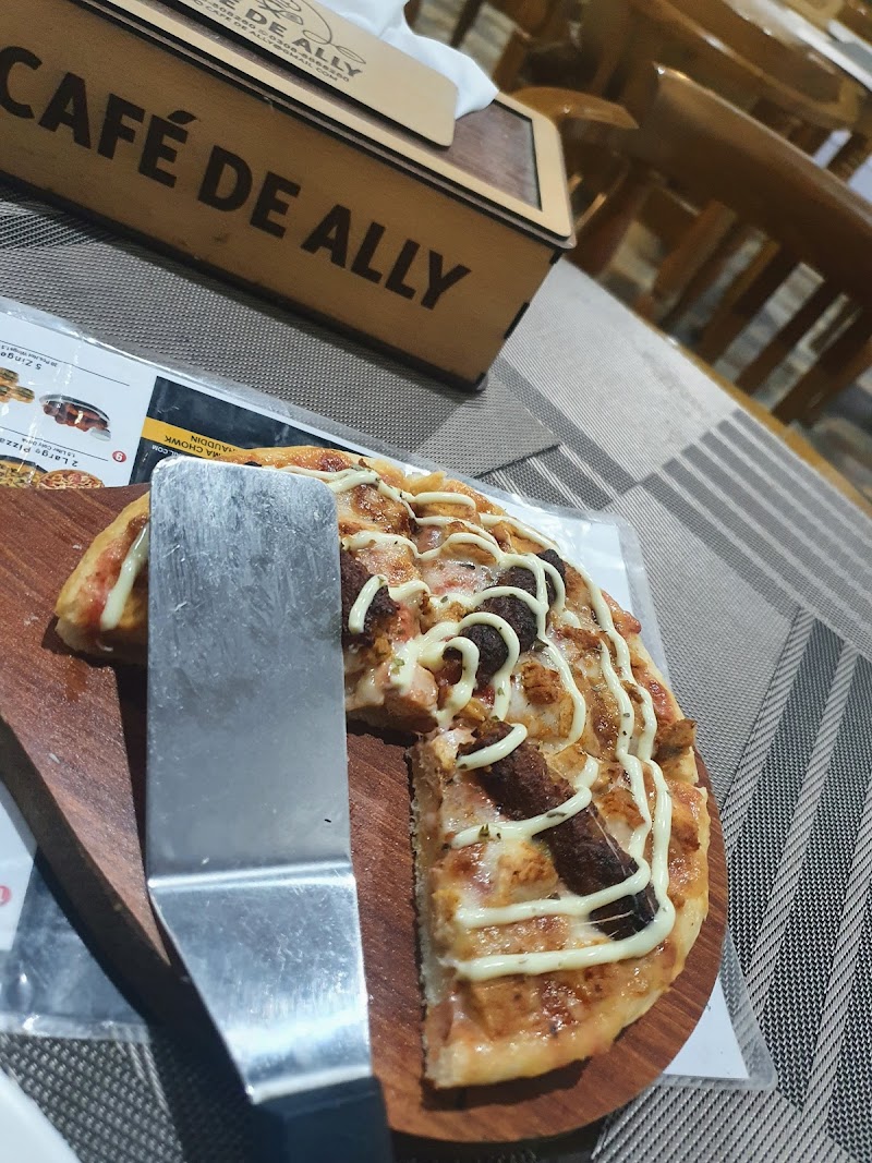 CAFÉ DE ALLY in Ward, Punjab