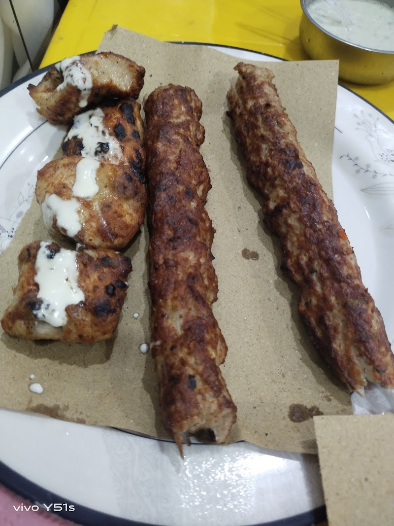 Rajo Veer Burger in Burewala, Punjab