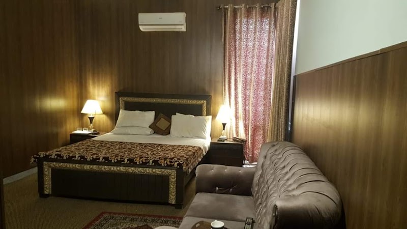 ROYAL PLAZA HOTEL AND RESTAURANT in Mianwali, Punjab
